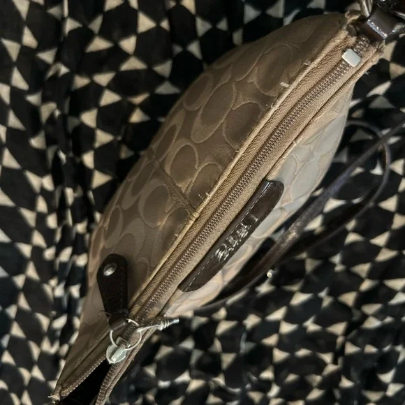 Coach Brown and Tan Crossbody Bag - Picture 4 of 9
